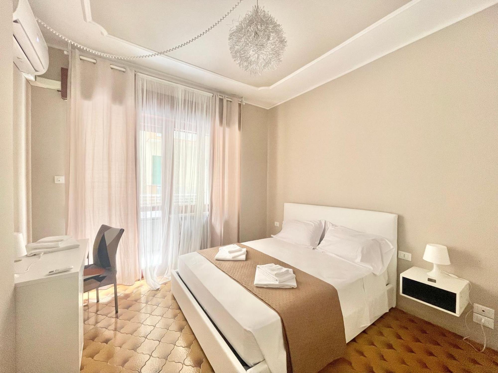 Regina Elena Apartments Pescara Buitenkant foto